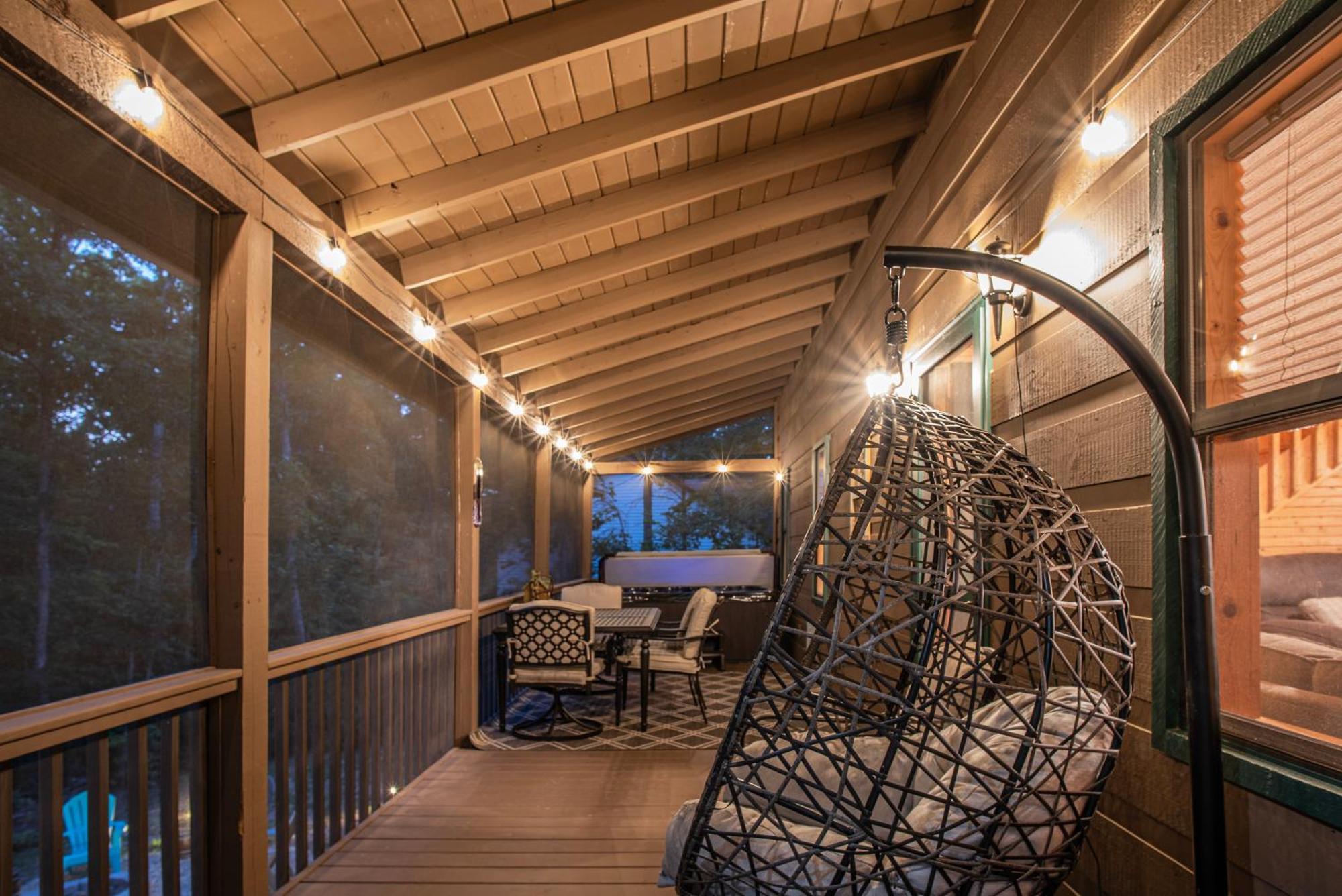 The Kingdom With Hottub Holiday home Blairsville